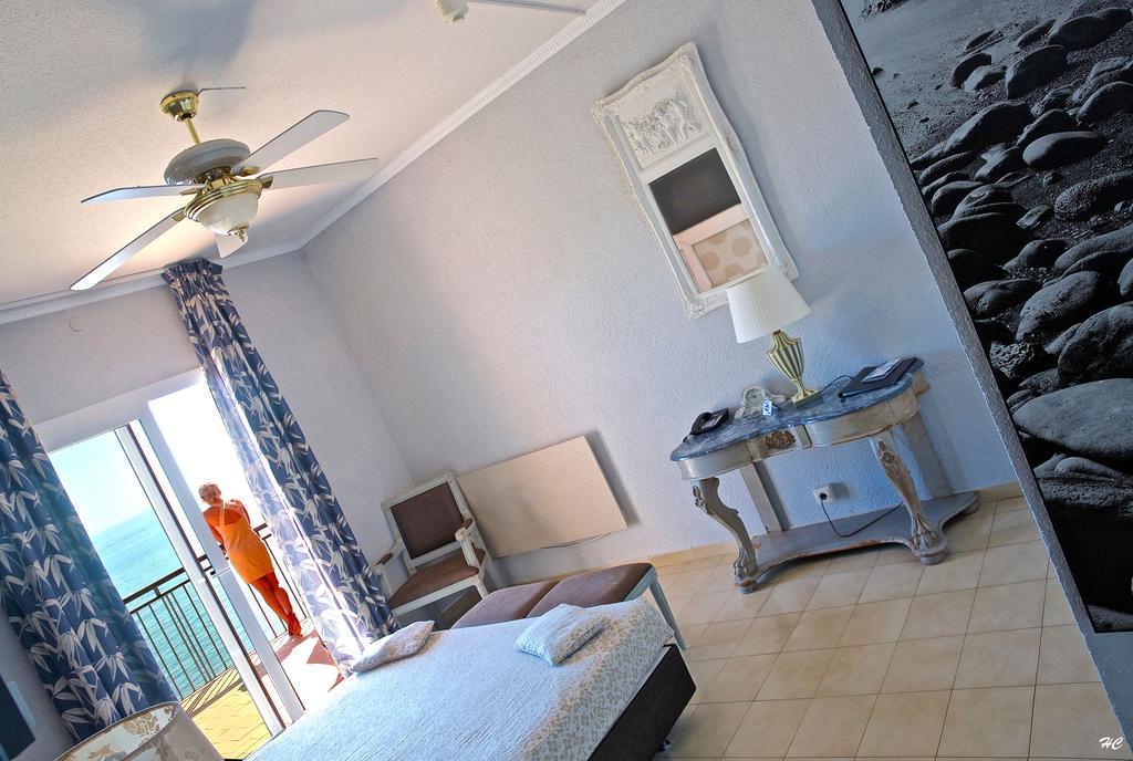 Hotel Grifeu Лянса Екстер'єр фото